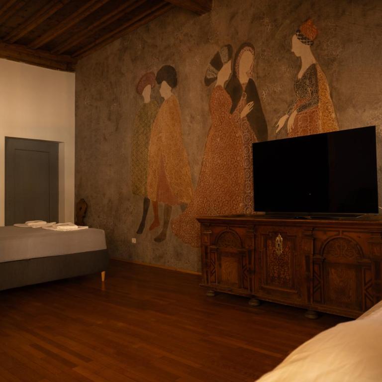 Residence Fink Central Apartments - Deluxe One-Bedroom Apartment with City View - 4
