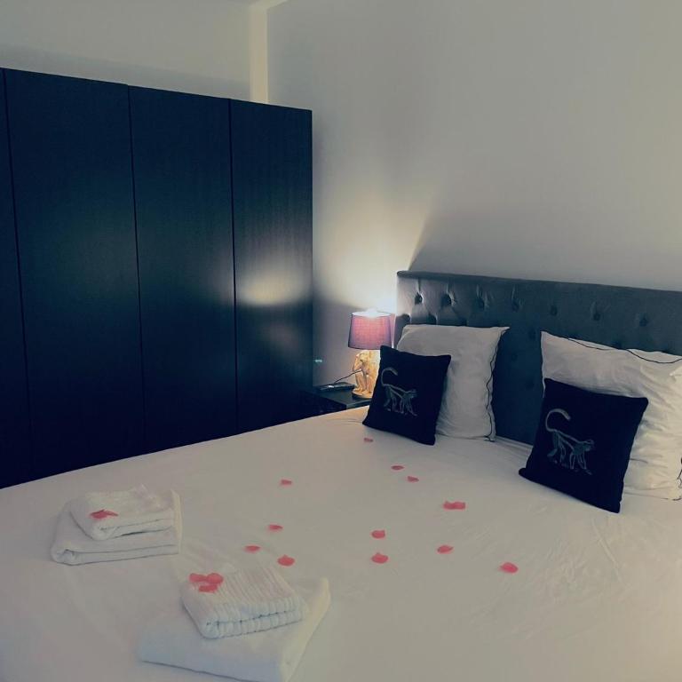 Suite Darcy & Spa - Appartement 1 Chambre avec Baignoire Spa - 5
