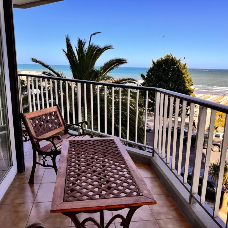 Ocean view in luxury building in Playa Grande - Apartamento de 2 dormitorios - 12