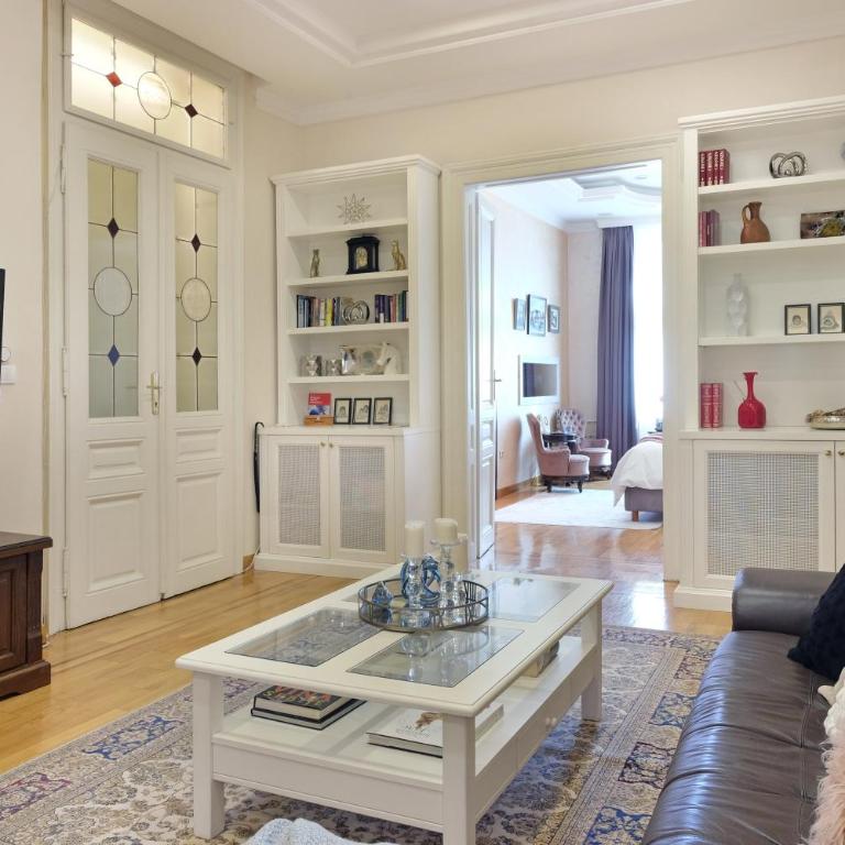 Ambasador&Luxury Downtown apartment - Two-Bedroom Apartment with Balcony and Terrace - 6