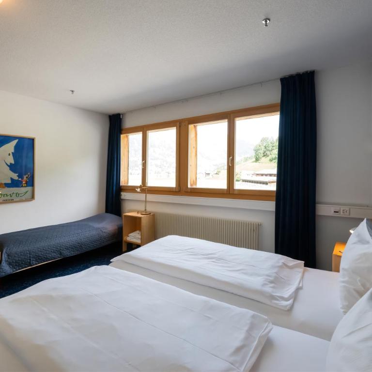 Shima-Davos - Dreibettzimmer mit Bad - 8