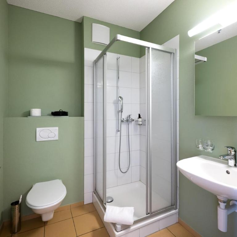 Shima-Davos - Dreibettzimmer mit Bad - 1