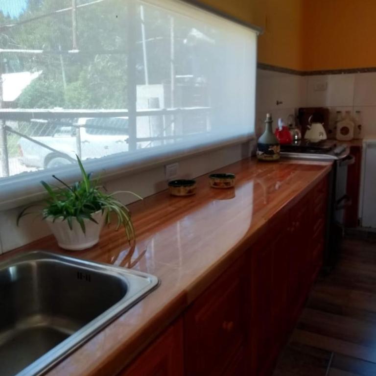 Espectacular Cabaña Para 10 Personas En Necochea! - Three-Bedroom House - 3