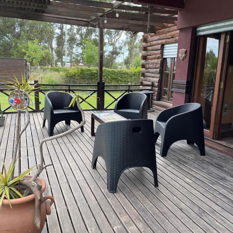 Espectacular Cabaña Para 10 Personas En Necochea! - Three-Bedroom House - 5