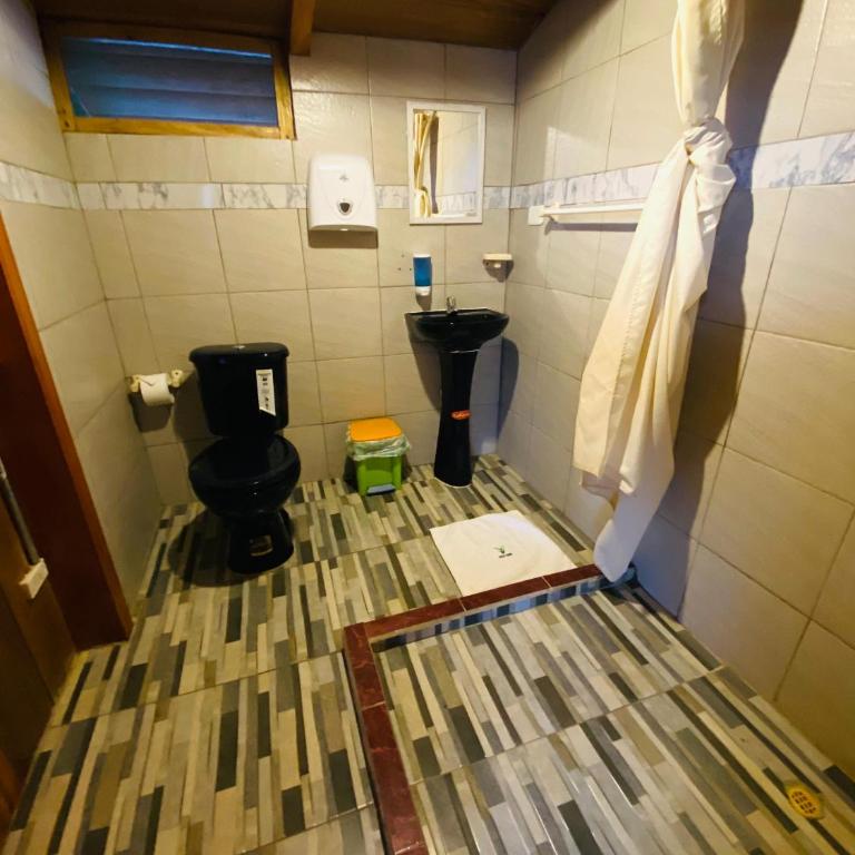 Hostal Vista Verde - Habitación Familiar - 3