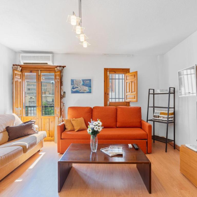 Cozy apartment in the old town - center - One-Bedroom Apartment - 4
