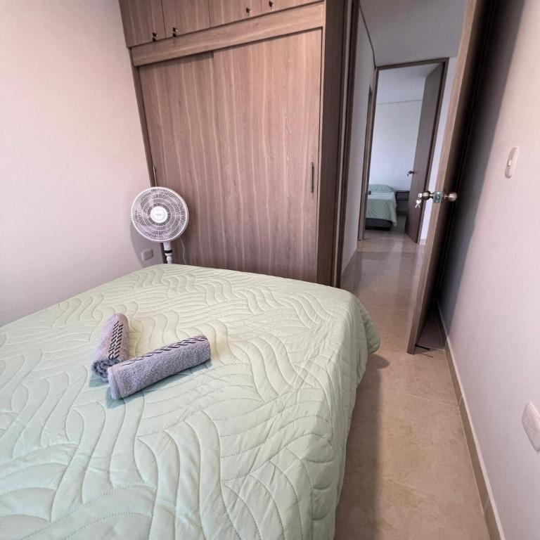 Apartment 5 minutes from the Airport, Sea and Center - Three-Bedroom Apartment - 10