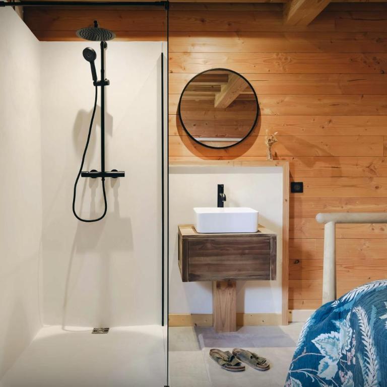Chalet Sheehy - OVO Network - Chalet - 19