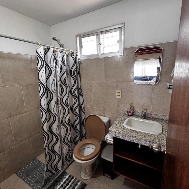 Mar 11 -ALOHA - Family Room - 35