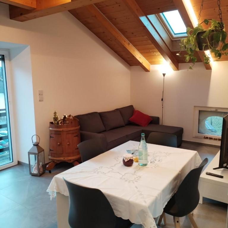 Casa Regina - Appartamento con 2 Camere da Letto e con Vista Montagna - 27