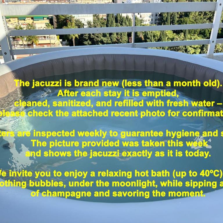 Penthouse with private pool, hot tub jacuzzi with sea views and chill-out zone, close to the sea - Three-Bedroom Apartment - 15
