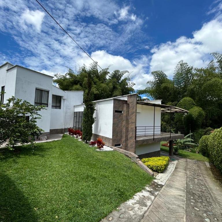 Finca Chalet La Milagrosa - Casa de 5 dormitorios - 3