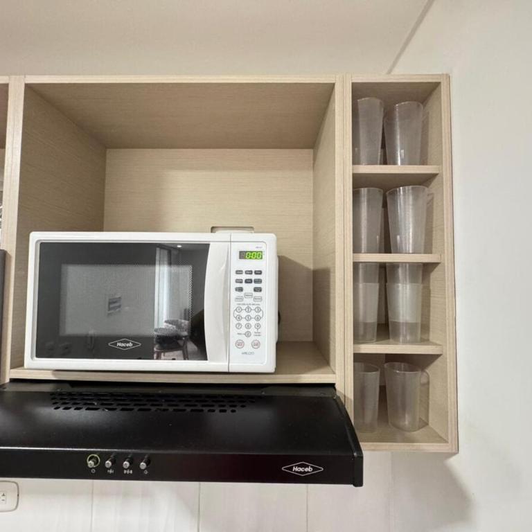 Fundadores Apartment with balcony, pool, gym - Three-Bedroom Apartment - 13