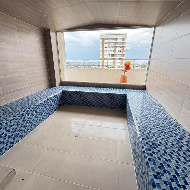 Fundadores Apartment with balcony, pool, gym - Three-Bedroom Apartment - 39