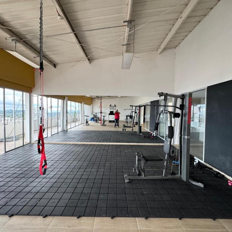 Fundadores Apartment with balcony, pool, gym - Three-Bedroom Apartment - 61