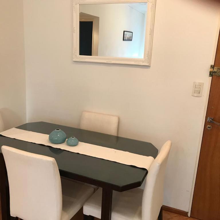 Alquiler por dia Palermo Juncal y Oro a pasos de la rural y embajadas 1 2 3 4 5 personas cocheras balcon wifi Se solicita SEÑA y número de contacto - Apartamento de 1 dormitorio - 74