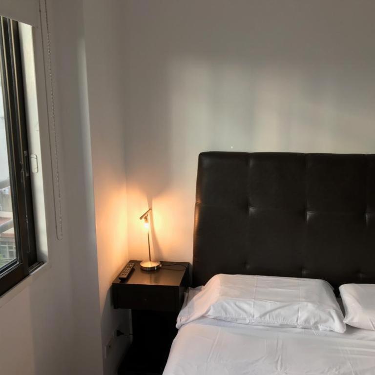 Alquiler por dia Palermo Juncal y Oro a pasos de la rural y embajadas 1 2 3 4 5 personas cocheras balcon wifi Se solicita SEÑA y número de contacto - Apartamento de 1 dormitorio - 73