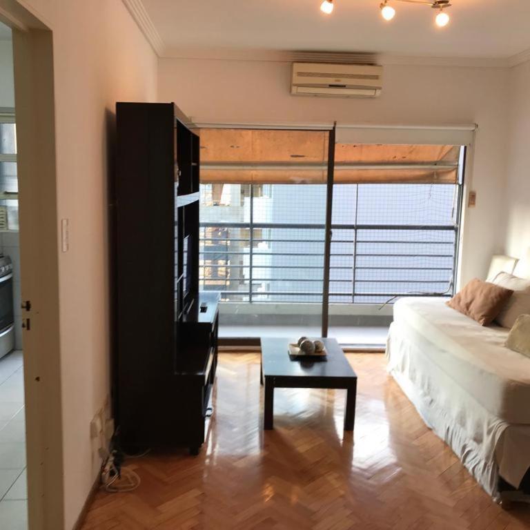 Alquiler por dia Palermo Juncal y Oro a pasos de la rural y embajadas 1 2 3 4 5 personas cocheras balcon wifi Se solicita SEÑA y número de contacto - Apartamento de 1 dormitorio - 69