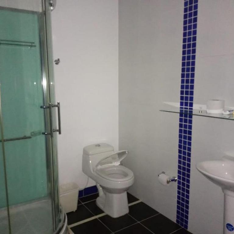 Villa campestre en conjunto residencial - Villa de 3 dormitorios - 20