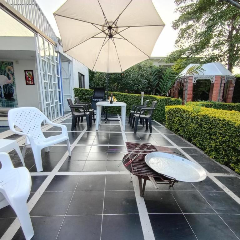 Villa campestre en conjunto residencial - Villa de 3 dormitorios - 8