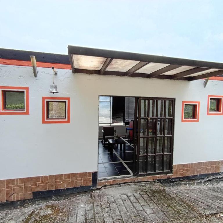Villa campestre en conjunto residencial - Villa de 3 dormitorios - 11