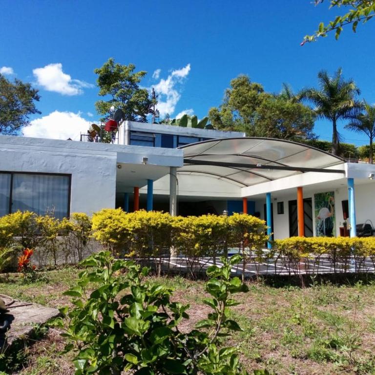 Villa campestre en conjunto residencial - Villa de 3 dormitorios - 1
