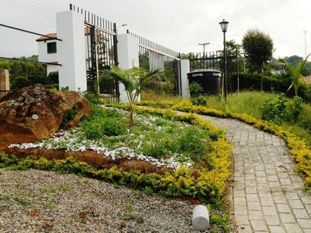 Villa campestre en conjunto residencial - Villa de 3 dormitorios - 36