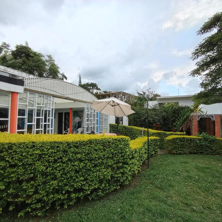 Villa campestre en conjunto residencial - Villa de 3 dormitorios - 40