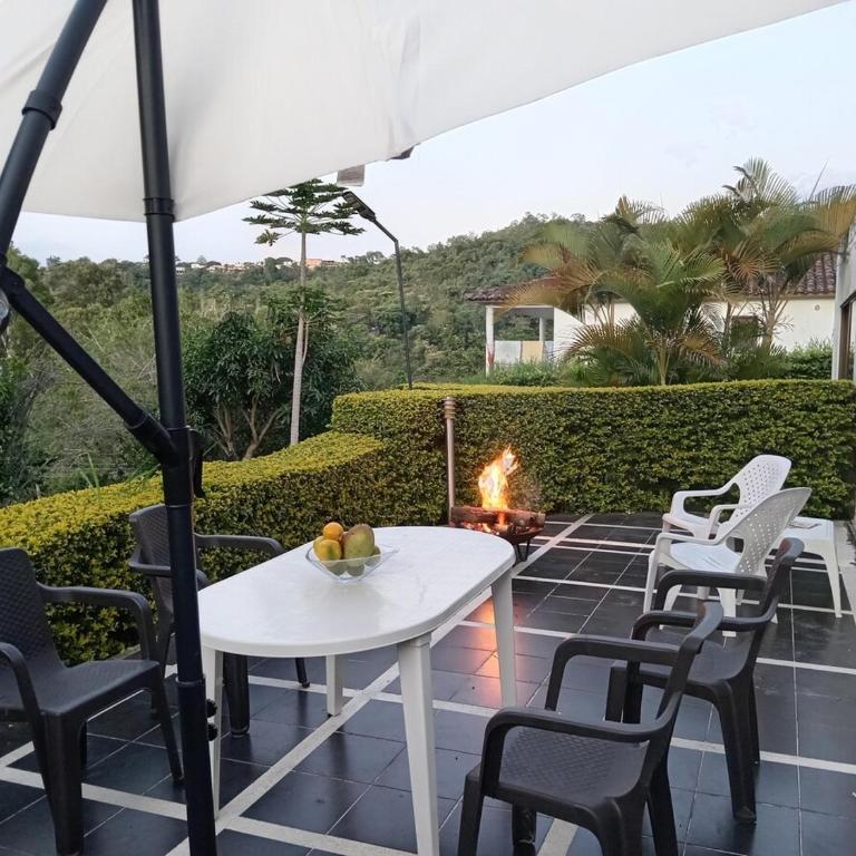 Villa campestre en conjunto residencial - Villa de 3 dormitorios - 44