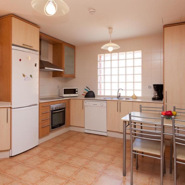 Villa Romana - Five-Bedroom Villa (10 Adults) - 34