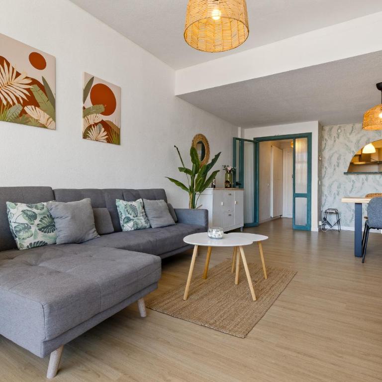 Terraza luminosa, céntrico, a 10 min de la playa - Apartamento de 1 Dormitorio con balcón y vistas a la ciudad - 3
