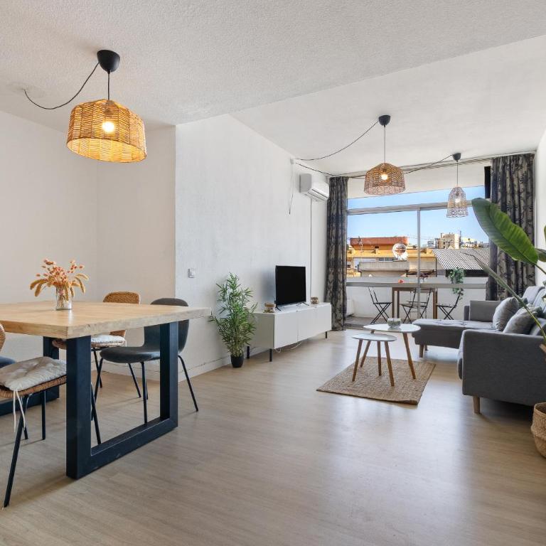 Terraza luminosa, céntrico, a 10 min de la playa - Apartamento de 1 Dormitorio con balcón y vistas a la ciudad - 4