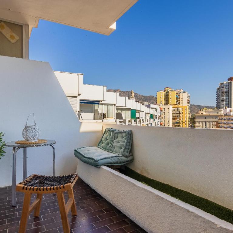 Terraza luminosa, céntrico, a 10 min de la playa - Apartamento de 1 Dormitorio con balcón y vistas a la ciudad - 17