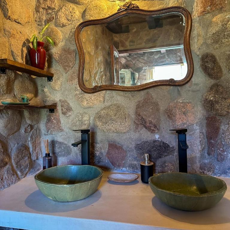 Casa de piedra con jardin y pileta - privada - Casa con 1 dormitorio - 8