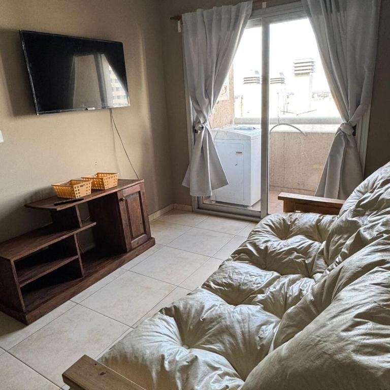 Confort y Descanso en el Corazón de Río Cuarto - One-Bedroom Apartment - 2