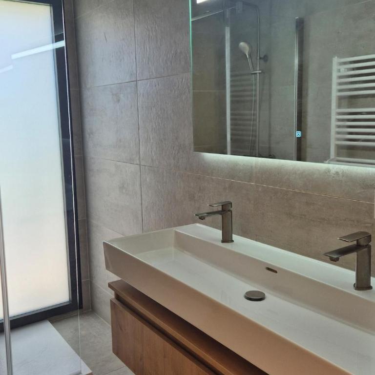 Villa Camarines - Villa Deluxe - 15