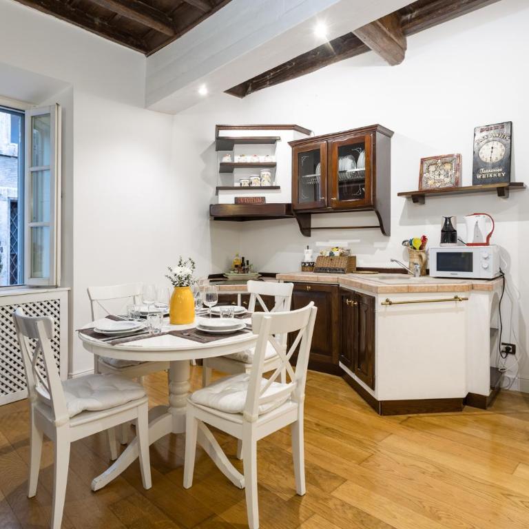 Boutique Apartment Pantheon - Two-Bedroom Apartment - 11
