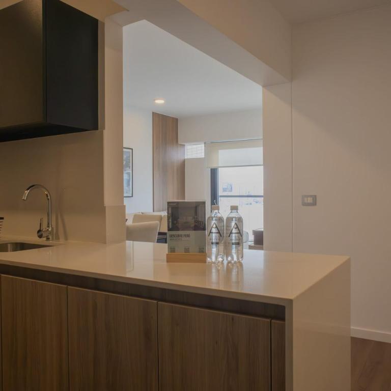 Signature Balcony 2BR in Miraflores - Apartment - 7