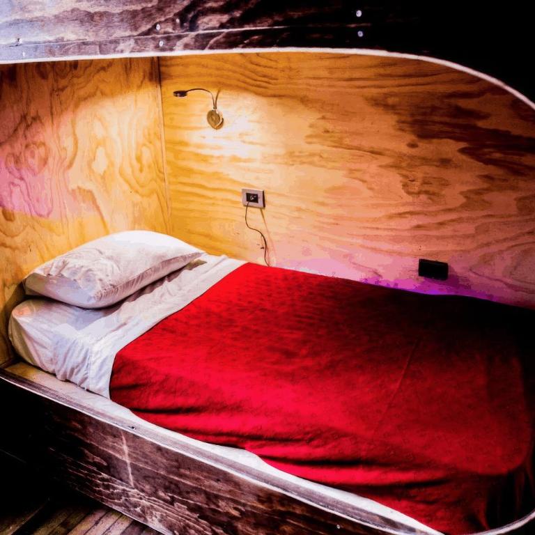 La Chimba Hostel - Cama en habitación compartida femenina de 6 camas - 4