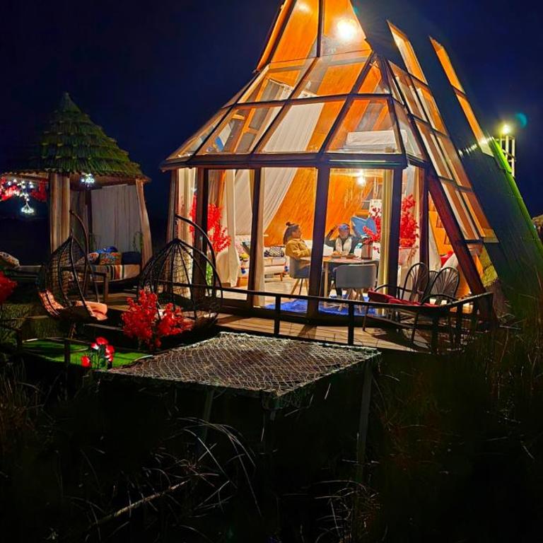Uros Glampina Logde - Double Room with Lake View - 4