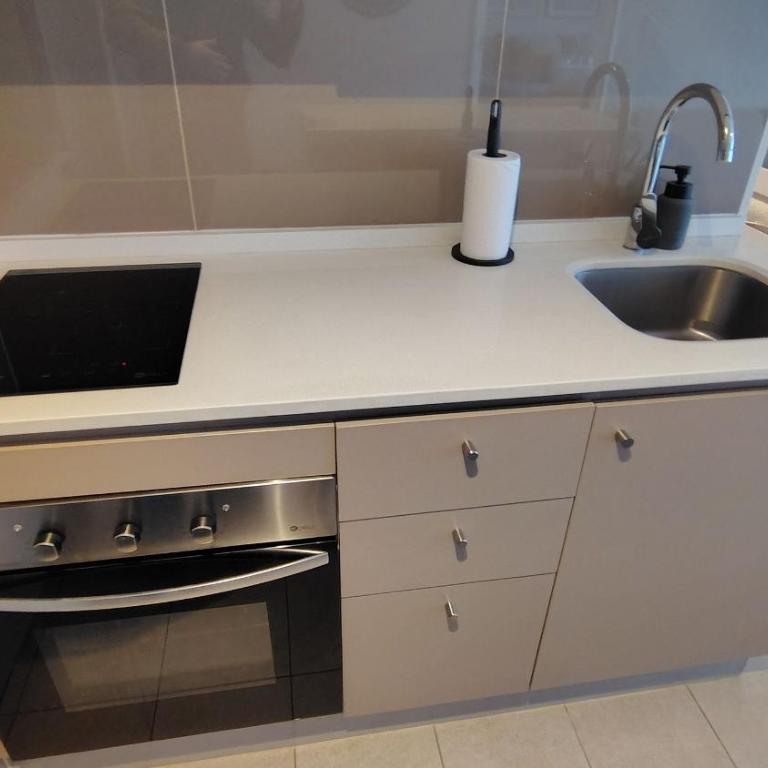 Beautiful and modern in front of Plaza Egaña - Apartment - 25