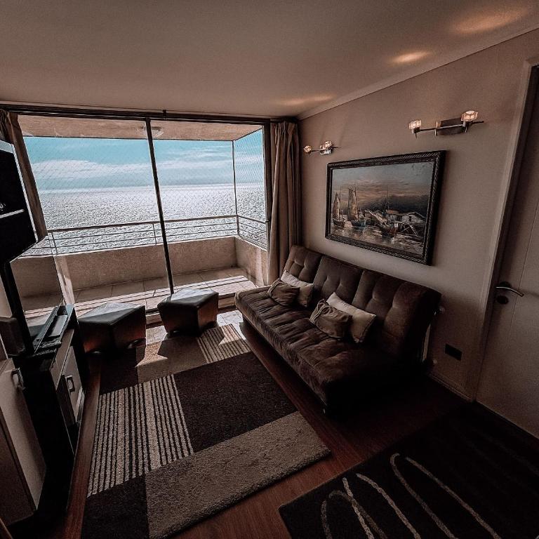 Comfortable apartment with a beautiful sea view - Apartment - 19
