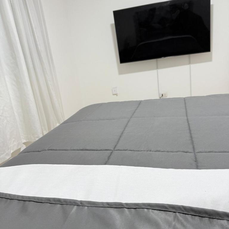 Apartamento moderno a 5 minutos de Plaza Norte - Three-Bedroom Apartment - 19
