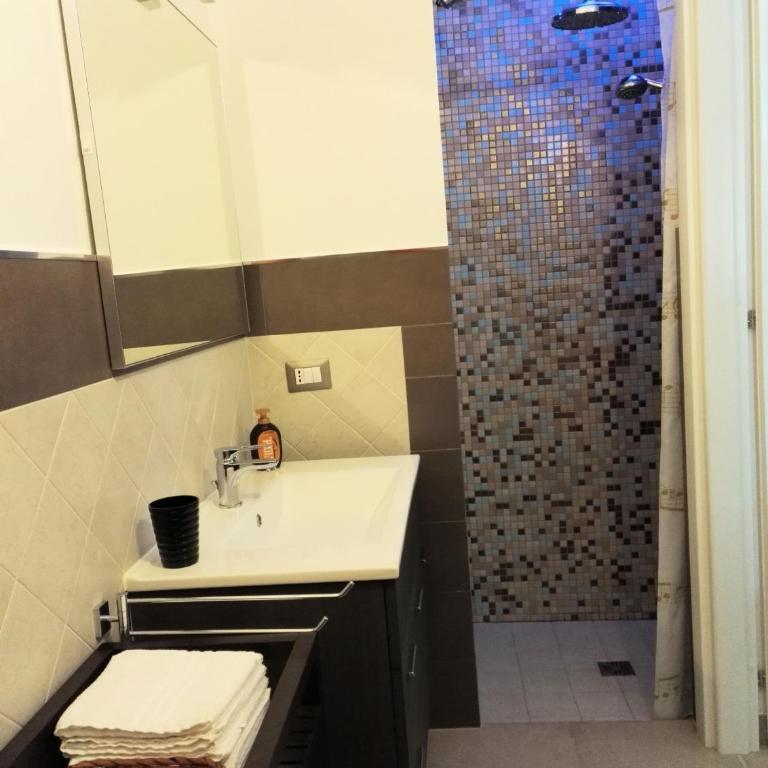 Appartamento Regina Elena - Casa con 1 Camera da Letto - 23
