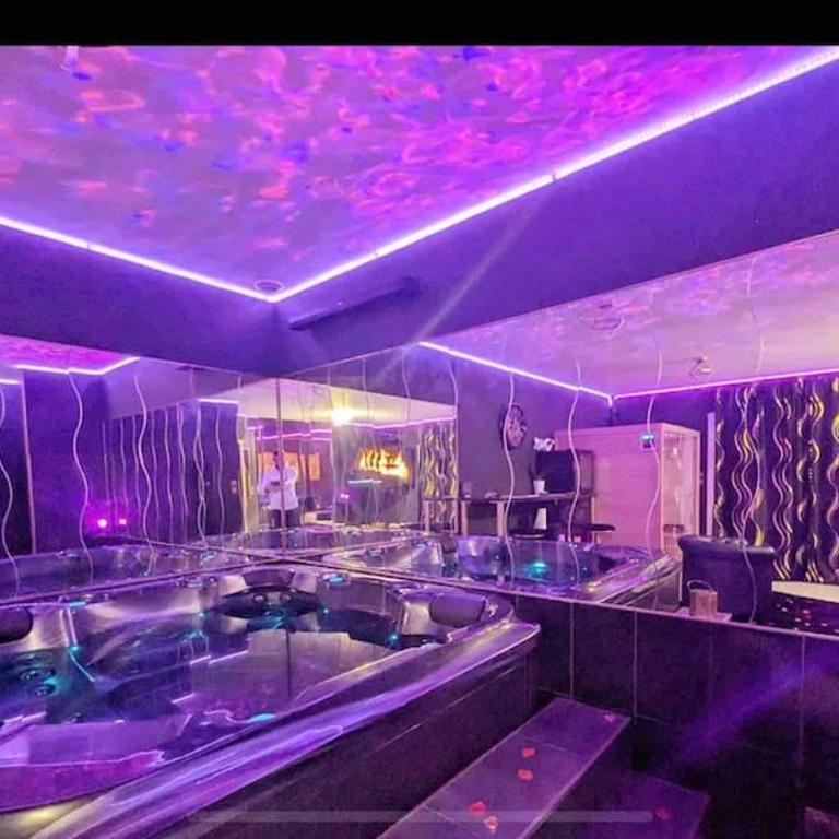 La Gold Room jacuzzi et sauna - Suite - 7