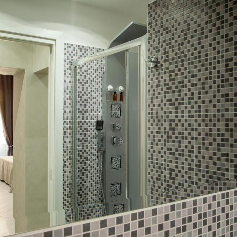Frattina Grand Suite Guesthouse - Camera Familiare - 4