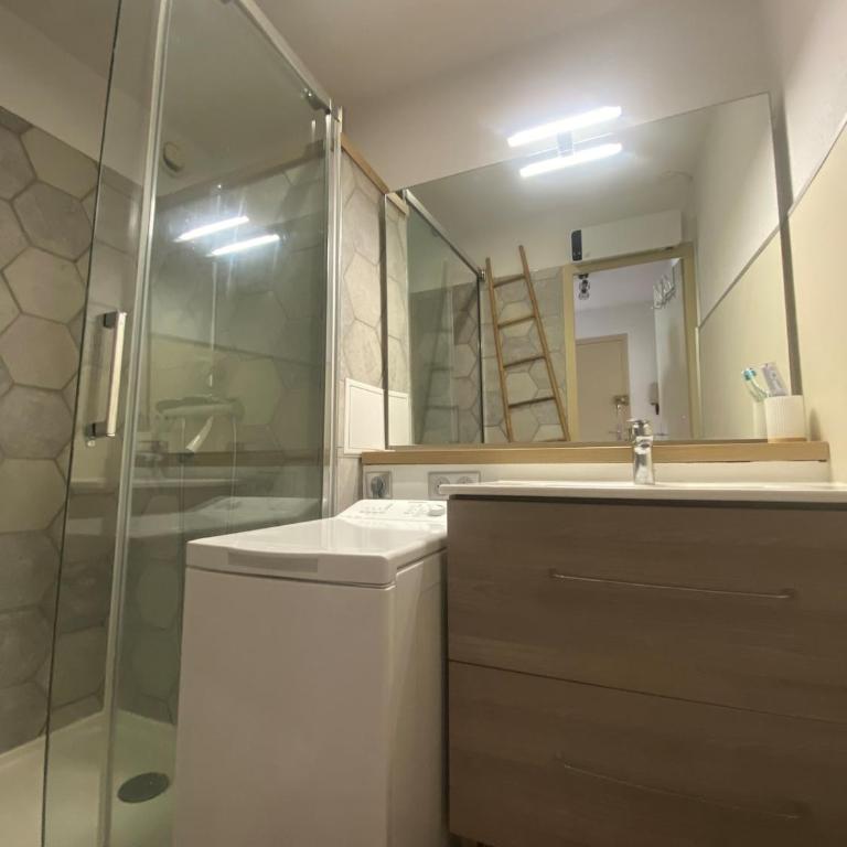 Vue mer exceptionnelle sur la corniche - Apartment mit 2 Schlafzimmern - 28