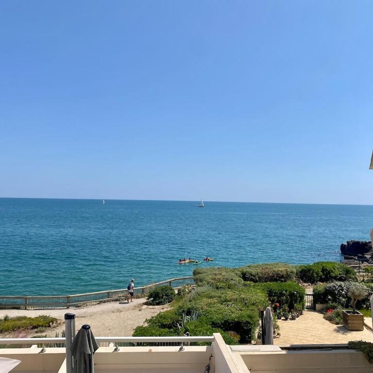 Vue mer exceptionnelle sur la corniche - Apartment mit 2 Schlafzimmern - 12
