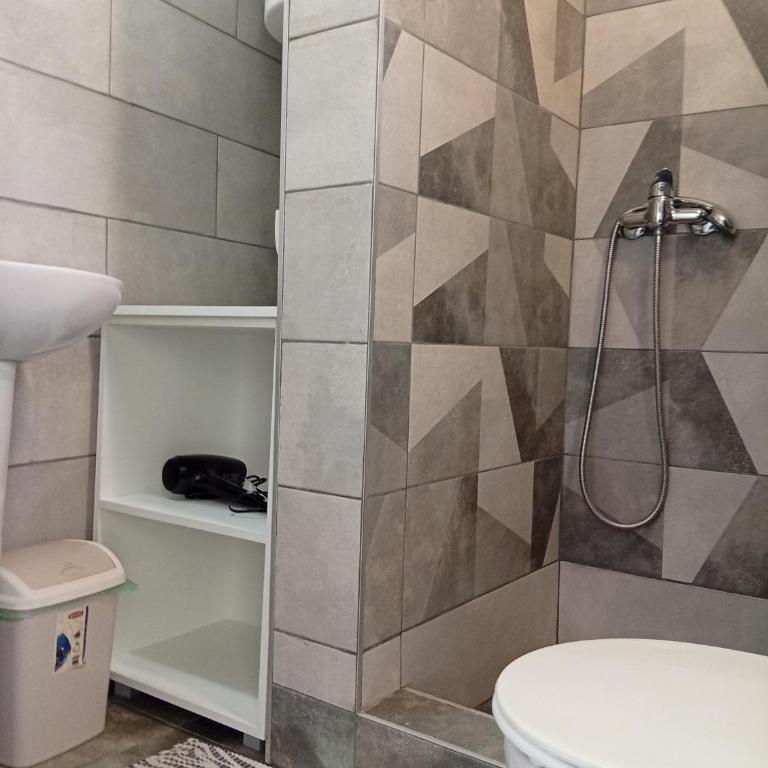 Apartman Kaća - Apartment with Balcony - 14