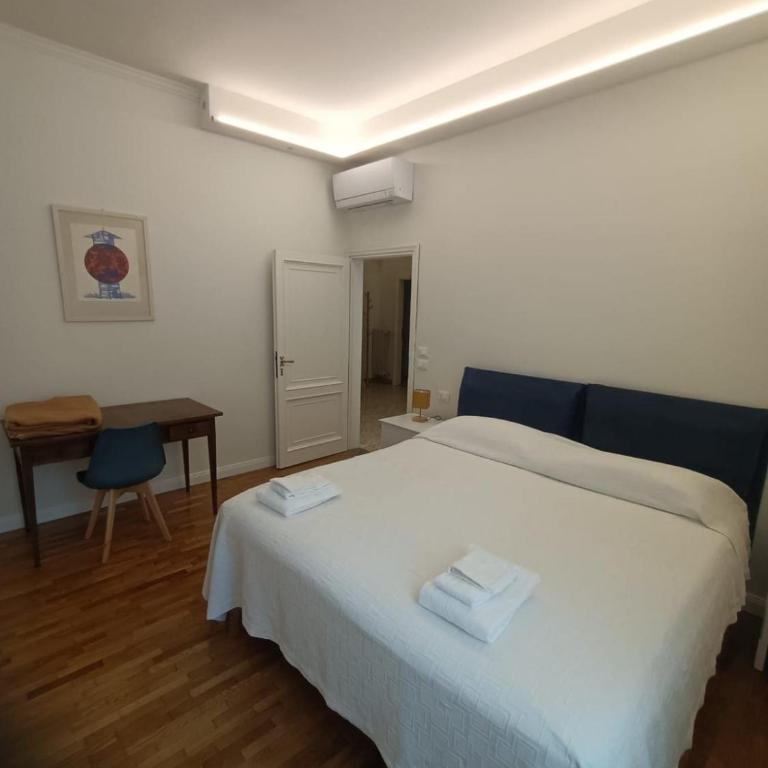 Casa Fiore - Three-Bedroom Apartment - 13